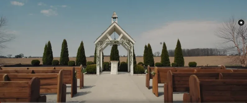 Сватбен филм – кадър от сватбена кинематография с естествена светлина, движение и емоция.